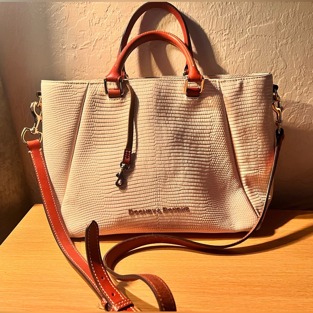 Dooney & Bourke Embossed Lizard Large Barlow